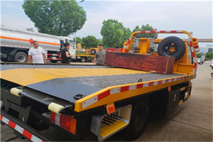 梁平附近拖车电话号码服务