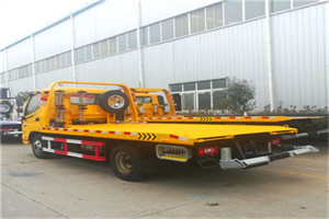 梁平附近拖车救援搭电